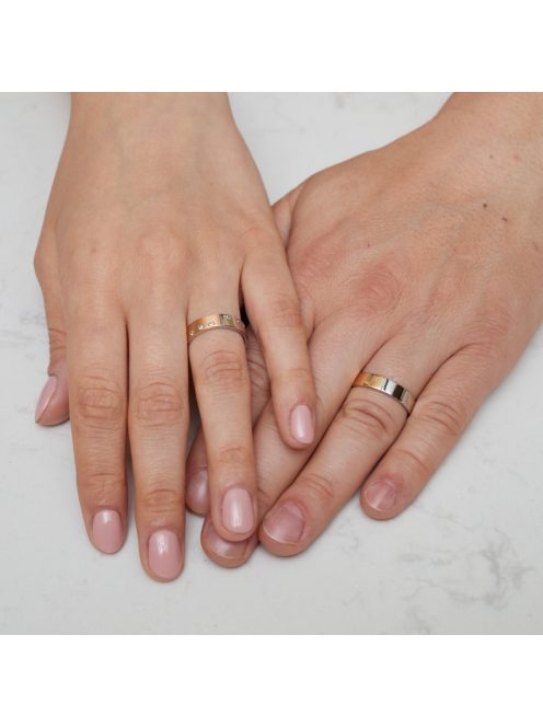 Arany karikagyűrű pár 396-F2854gyfr cirkóniával fehér és rozé arany