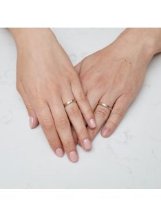   Arany karikagyűrű pár ALM13012gyfs cirkóniával fehér és sárga arany