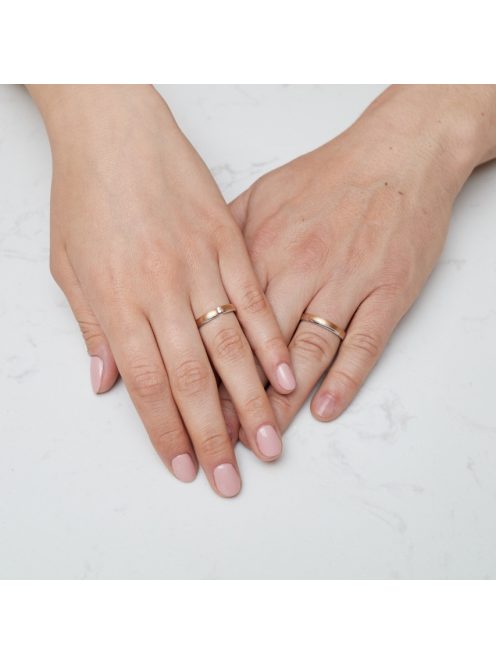 Arany karikagyűrű pár ALM13012gyfs cirkóniával fehér és sárga arany