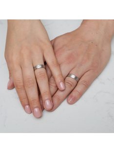 Arany karikagyűrű pár ALM13083 cirkóniával fehér arany