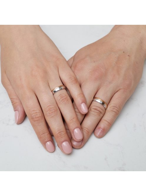 Arany karikagyűrű pár ALM13196gyfr cirkóniával fehér és rozé arany