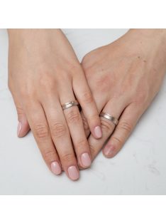   Arany karikagyűrű pár ALM13212gyfrf cirkóniával fehér és rozé arany