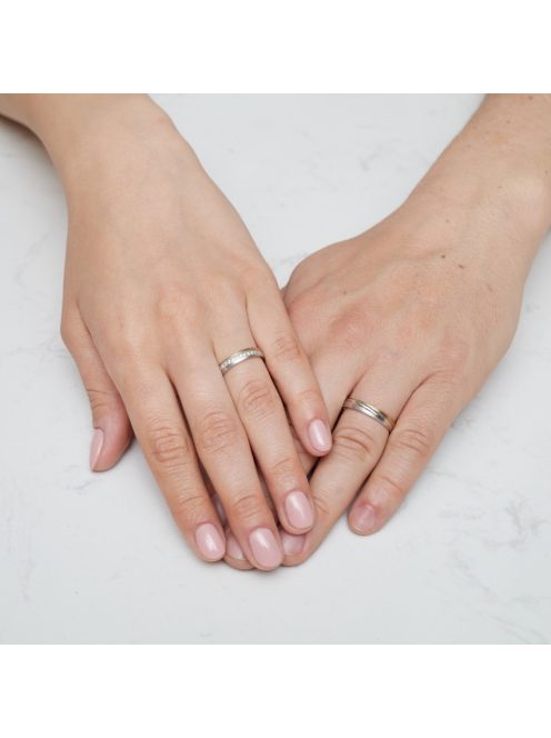 Arany karikagyűrű pár E-ALM14132 cirkóniával sárga és fehér arany