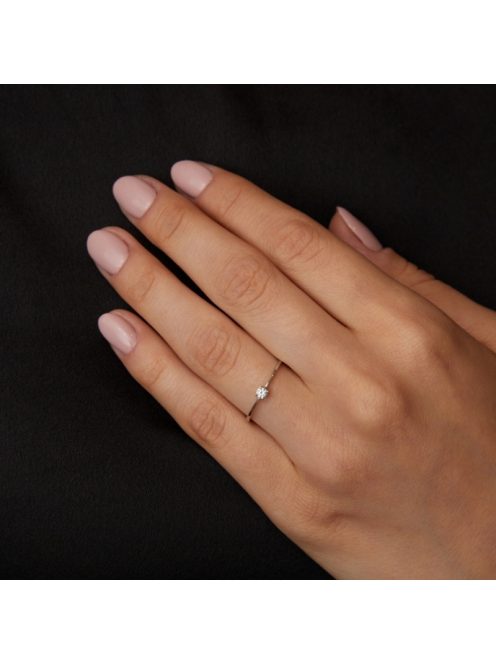 Gyűrűguru eljegyzési gyűrű  szintetikus gyémánttal E121 