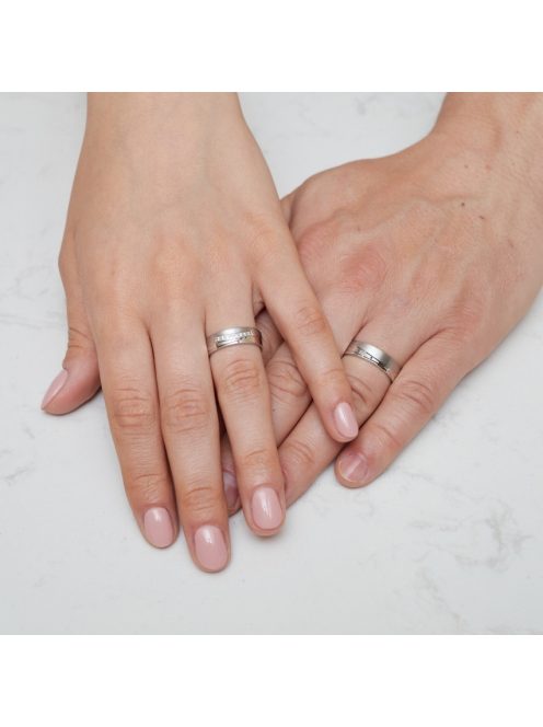 Arany karikagyűrű pár EGF-ALM086gyf cirkóniával fehér arany