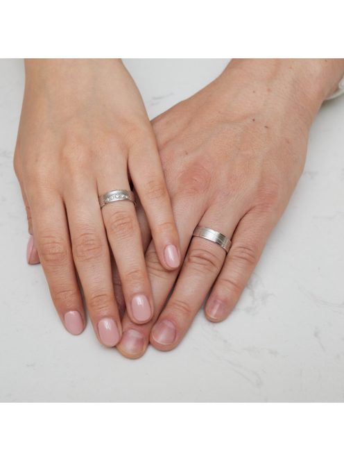 Arany karikagyűrű pár G3376gyf cirkóniával fehér arany